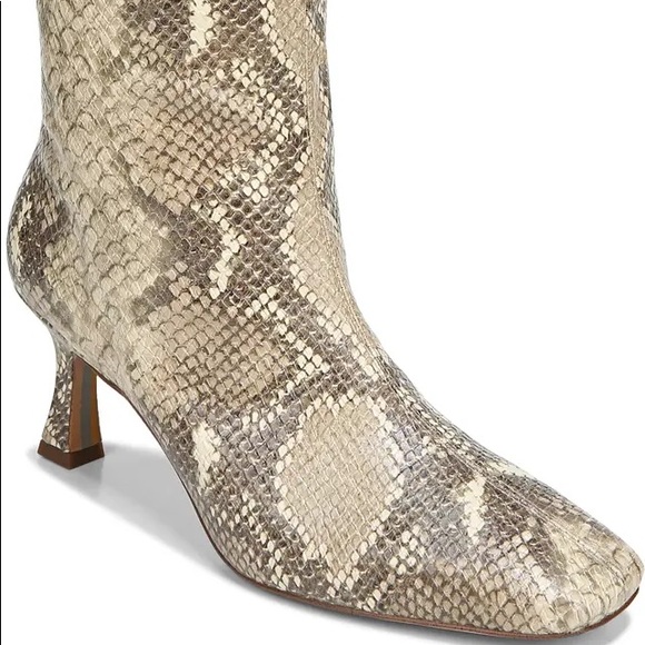 Sam Edelman Lolita Square Toe Boot size 8 - Picture 2 of 10